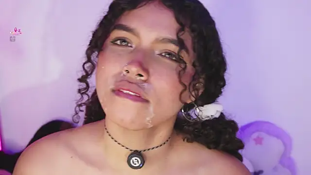 EloiseSweetxx's Live XXX Chat