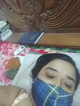 Вебкам-шоу momo_loves