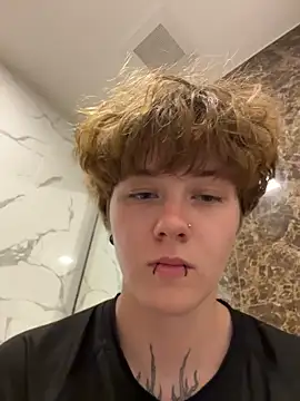 IceMur Chat XXX live