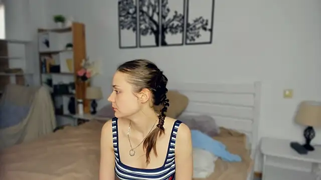 MalvinaTrafford's Live XXX Chat