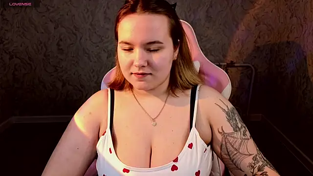Lil__devil Chat XXX live