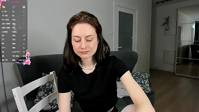 Dorimena 即時 XXX 聊天