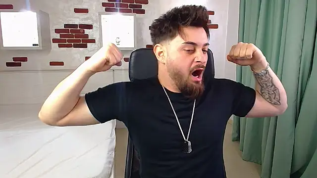 Show modela JalenPen na web-kameri