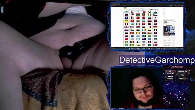 DetChompy লাইভ XXX চ্যাট