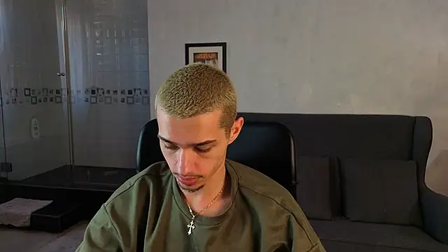 Chat XXX ao vivo de KaydenDrew