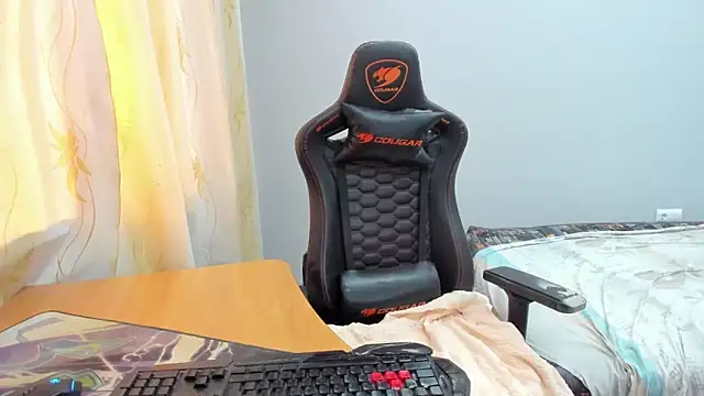 Вебкам-шоу iliaskrislove