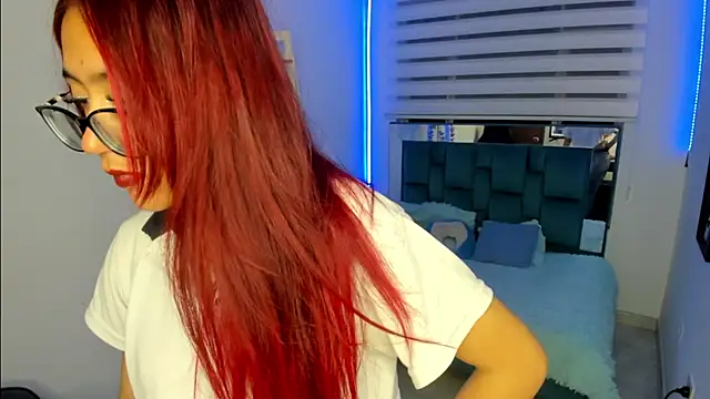 Sara_Red_X: вебкам-шоу