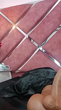 LunaaRosse: онлайн-секс-чат