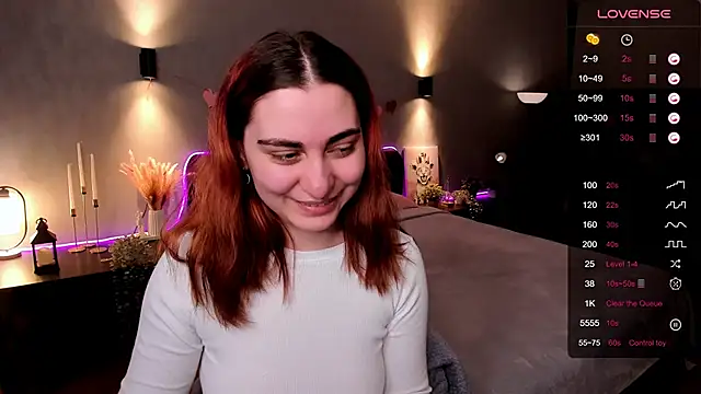 Chat +18 de hannacheekss_ ao vivo