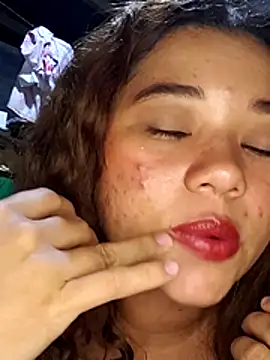 Czat XXX na żywo – Violethroos