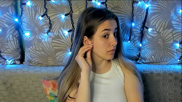 دردشة MaggieCake الجنسية المباشرة