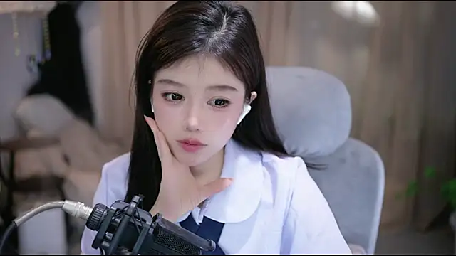 Chat +18 de Cecily ao vivo