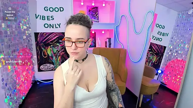 LisaFoxy_y's Live XXX Chat