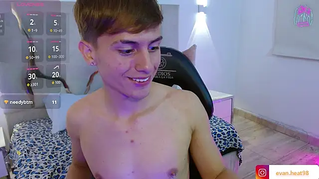 Chatroom XXX en direct de EVAN_TAY