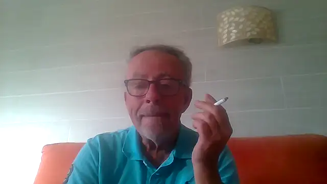 Pokazy przed kamerką – tuggy59