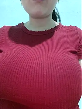 Shine_Mai Adlı Modelin Canlı XXX Sohbeti