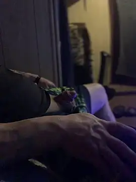 Ldnick69's Live XXX Chat