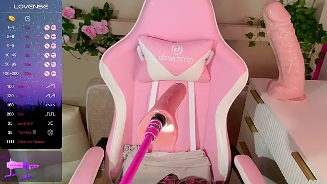 Chat XXX en directo de LeonaEviann