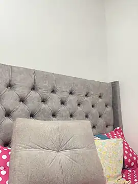 Pokazy przed kamerką – Kataliina