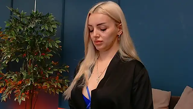 DeeaVIP Chat XXX live