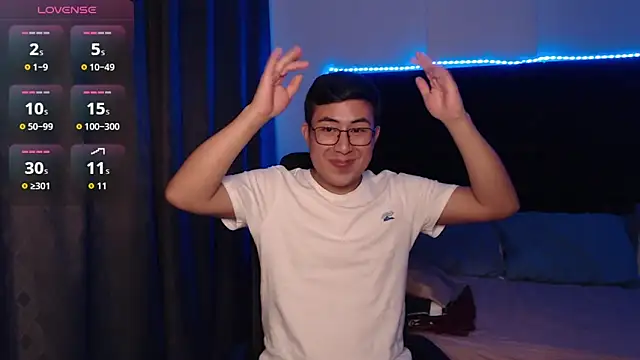 andrewmhilton_ 网络视讯表演