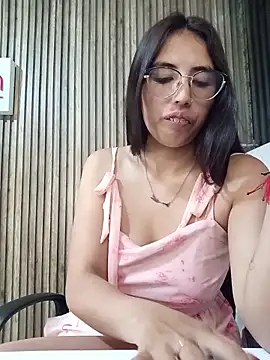 Valk_submissive Chat XXX in diretta