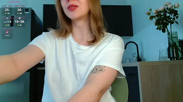 Chat XXX en directo de mynameloveeeeee