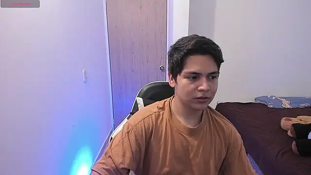 Asta_YunoXXX Chat XXX live