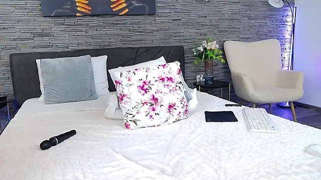 Онлайн чат XXX AllanaJoy