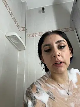 Chat XXX en directo de sharlot24