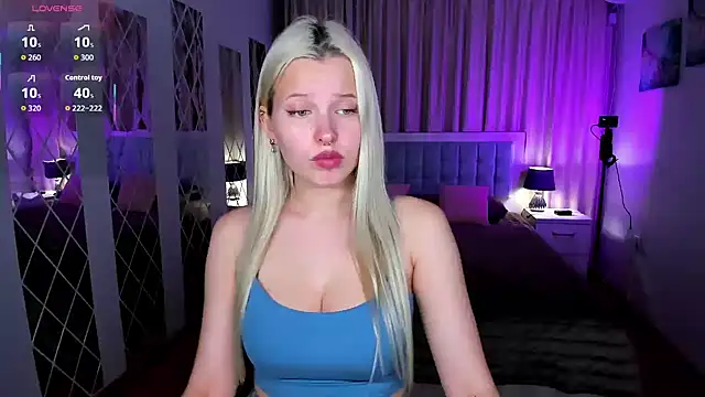 Czat XXX na żywo – AliceJuly