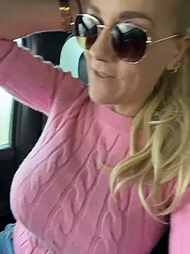 missconly webcam show