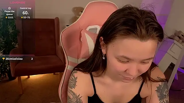 Maya_soft Chat XXX live