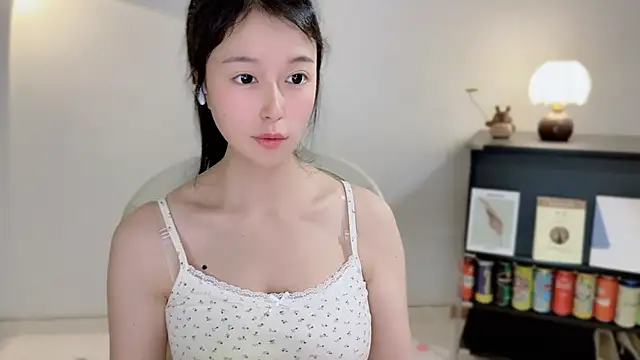 แชท XXX สดของ Onechestnut