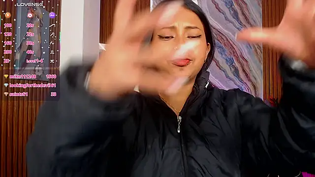 Maile_Tay Chat XXX live