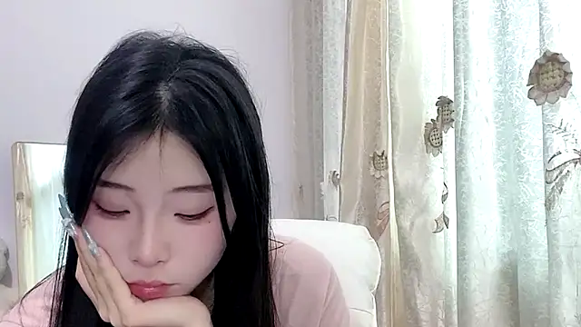 yiyibaby2026 网络视讯表演