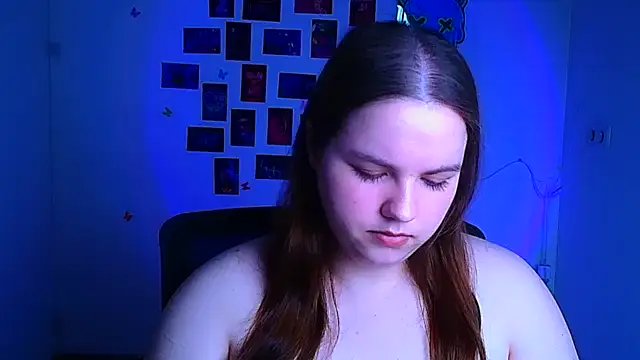 Kitty_Mia_Kitty Chat XXX in diretta