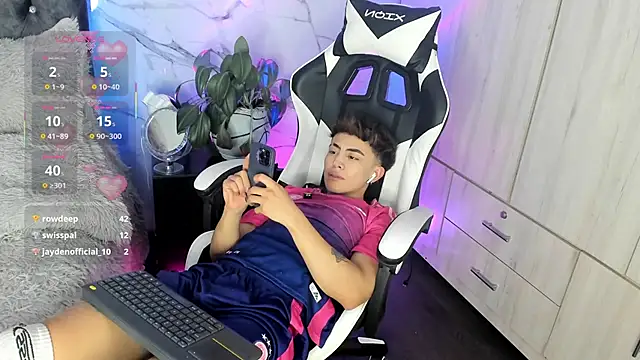 Živý XXX chat Saimonvela