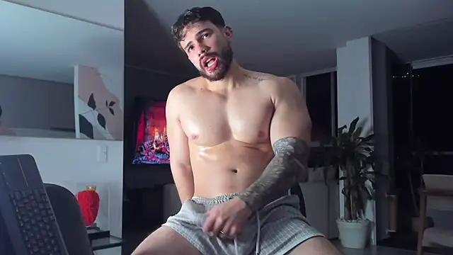 Valenthino_Salvatore – Kamerová šou