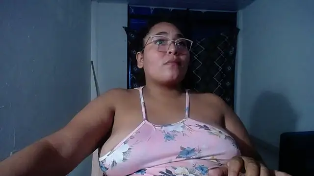 sirena_15 Live XXX-chat