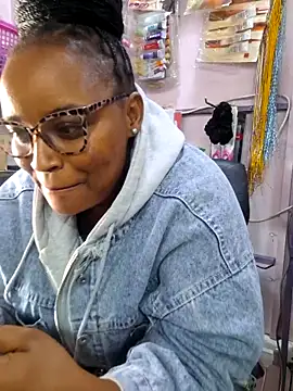 Goddess_of_Hearts Live XXX-chat