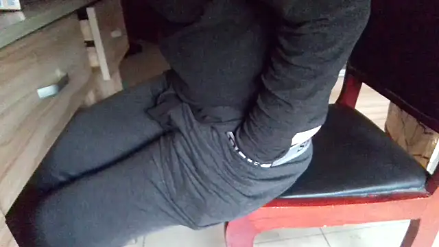 huzi518 Pertunjukan Webcam