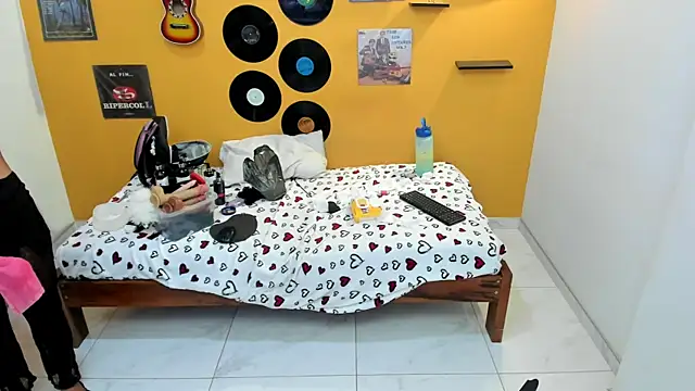 Chat +18 de lilithevil32 ao vivo