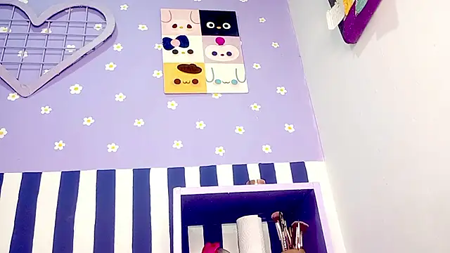 PetiteIvoryQueen19のライブXXXチャット