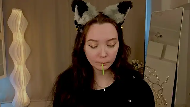 KaraNeagle Chat XXX in diretta