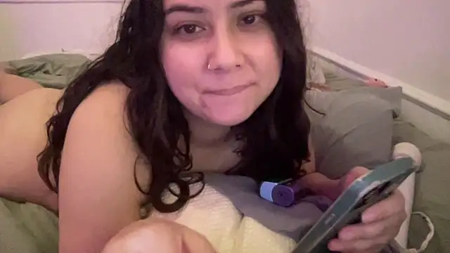 Show modela ariaxm00n na web-kameri