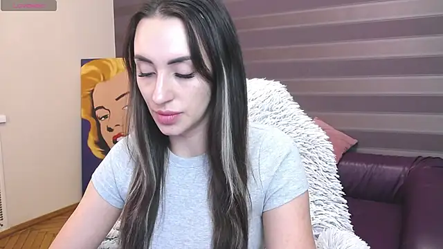 JenniferStone: онлайн-секс-чат