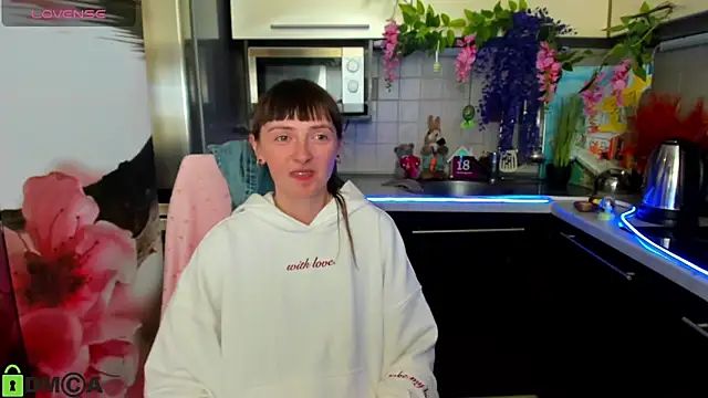 TayanaJons Chat XXX in diretta