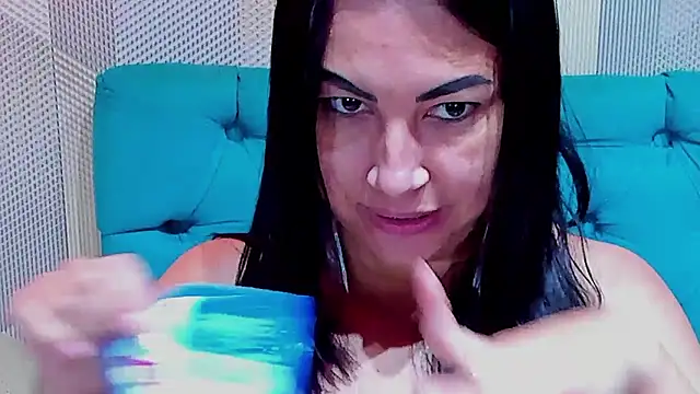 Chat +18 de AdaFawxx ao vivo