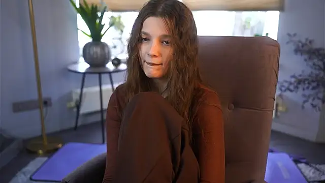 AnabelChicles Show in webcam